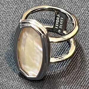 Kendra Scott Elyse Ring Size 5.5 Silver Tone Double Band